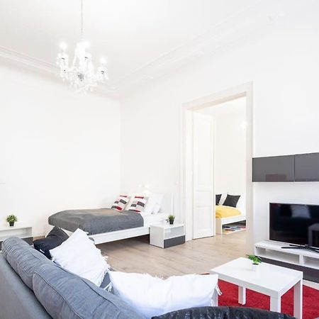 Bright & Large Apartment At Top Location Budapest Ngoại thất bức ảnh