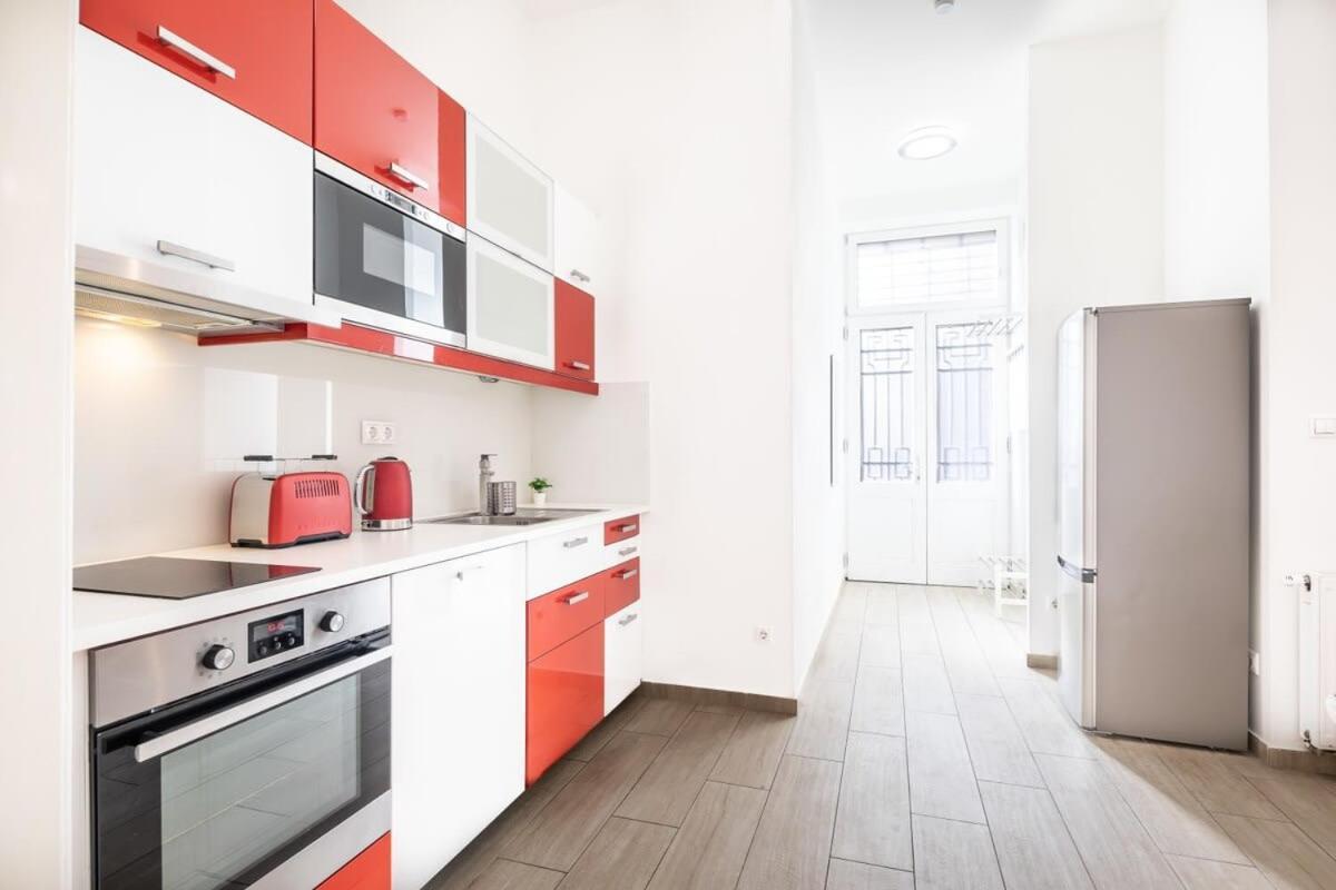 Bright & Large Apartment At Top Location Budapest Ngoại thất bức ảnh